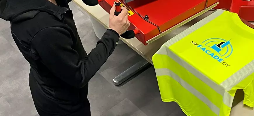 Logopainatukset työvaatteisiin 100